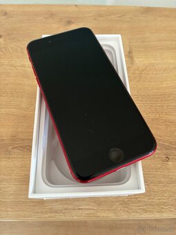 iPhone 8 Red 64 GB - 9