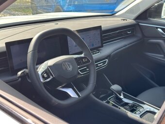 MG HS Hybrid Exclusive 2/AT - 9