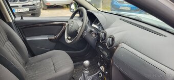 Dacia Duster 1.6i benzin 4x4 MT/6 - 9