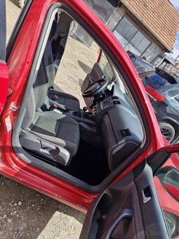 Volkswagen golf 5 - 9