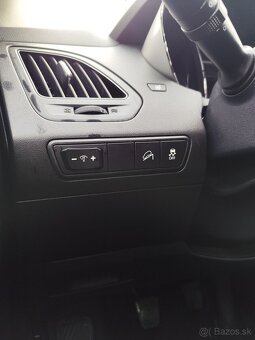 Hyundai ix35 CRDi 1.6 - 9