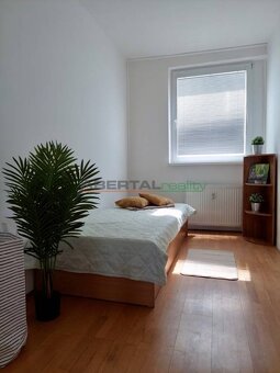 3izb 78m2 Petržalka - zariadený, voľný od 1.6., loggia, vonk - 9