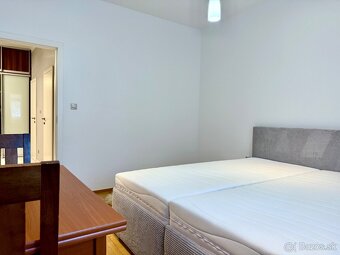 Na prenájom 2 izb. byt, Bratislava, Staré Mesto, Vajanského - 9