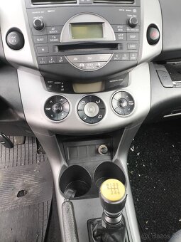 Toyota RAV4 d-cat 130 2009 - 9