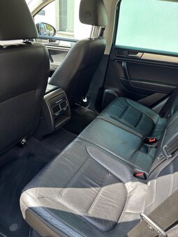 Volkswagen Touareg 3.0 - 9