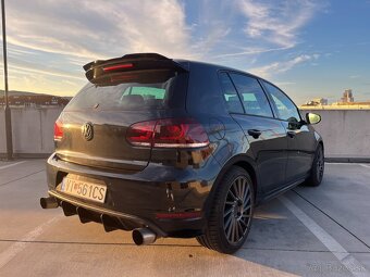 Volkswagen Golf VI GTI 2.0 TSI 155 kW - 9