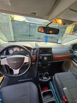 Chrysler grand voyager 7-miestne - 9