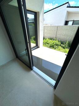 NOVOSTAVBA bungalovu v Slovenskom Grobe na predaj - 9