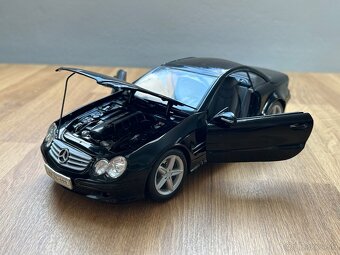 Mercedes-benz SL500 1:18 Welly - 9
