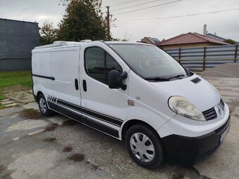 Obytna dodavka Renault Trafic - 9