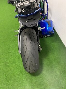 Predám Suzuki GSX-R 1000 K8 - na náhradné diely - 9