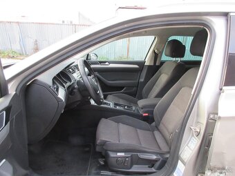 Volkswagen Passat Variant 2.0 TDI BMT Comfortline DSG - 9