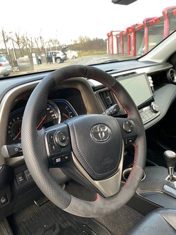 Toyota RAV4 2.2 l D-CAT Executive 2014 - 9