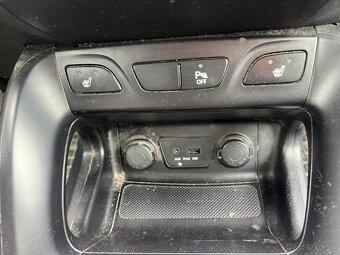 Hyundai ix35 1.7 CRDi VGT POJAZDNÉ, 2013, 85 kW, 167 tkm - 9