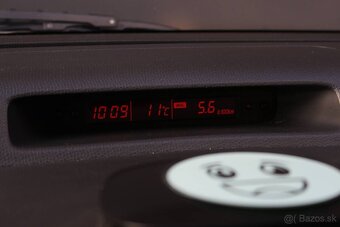 Suzuki Swift 1.3 DDiS Special, 5dv., Klíma, Vyhrievané sedad - 9