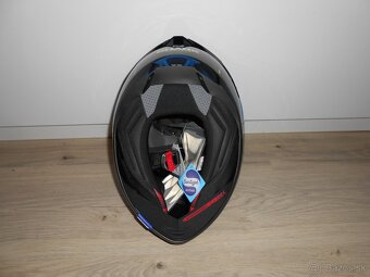 Predam krasnu novu moto prilbu znacky SHARK SPARTAN GT REPLI - 9