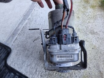 škoda fabia II 1,2 benzin 51 KW,kod:BZG - 9