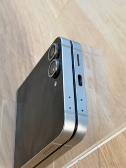 Dobrý deň Ponúkam na predaj Samsung Galaxy Z Flip 6 512GB - 9