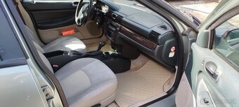 Chrysler Sebring - 9