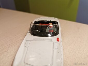 Corgi toys Toyota 2000 - 9