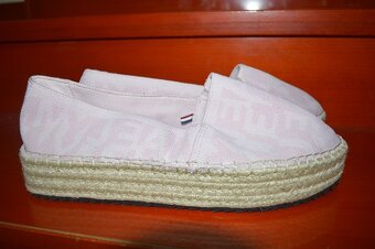 predam nove espadrilky/topanky Tommy Hilfiger - 9