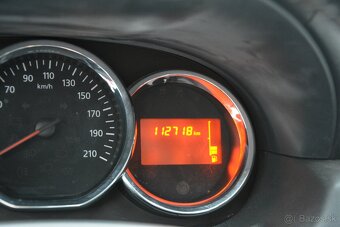 Dacia Duster 1.6 benzín, SR. voz - 9