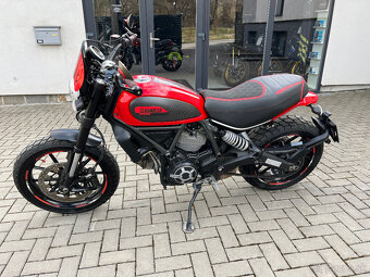 Ducati Scrambler 800 Icon - 9