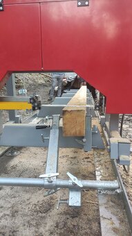 Kmeňová pásová píla - Holz mann BBS 550 smart - 9