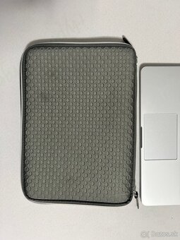 MacBook Pro - 9