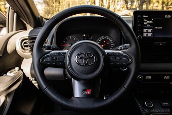 Toyota Yaris GR Sport, Kamera, SAMOSVOR, MANUÁL, ZÁRUKA - 9