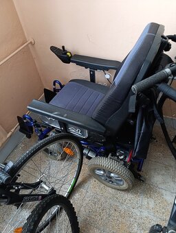 Elektrický invalidný vozík - 9