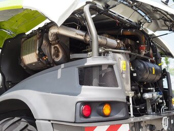 Claas Jaguar 870 4WD - 9