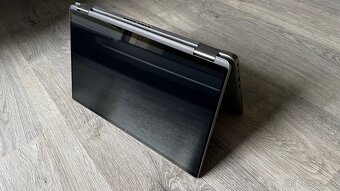 Dell Latitude 7400 2in1 LTE - 9