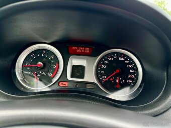 Renault Clio 1.5dci - 9