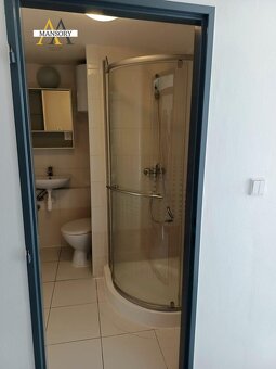 Na predaj 1-izbový byt s balkónom na 5 poschodí - 9
