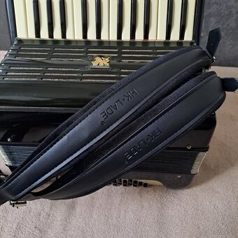 Harmonika Delicia Lignatone Rigoletto 32 basová - 9