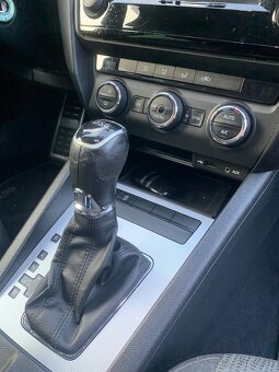 Škoda Octavia combi 2.0 DSG - 9