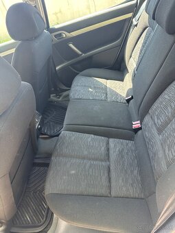 Peugeot 407 1.6hdi - 9