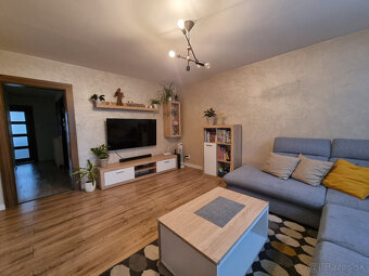 4 IZBOVÝ BYT s LOGGIOU 78 m2 LIPOVÁ PIEŠŤANY- VOĽNÝ - 9