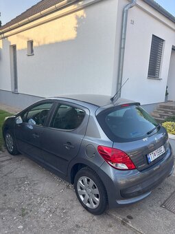 Peugeot 207 - 9