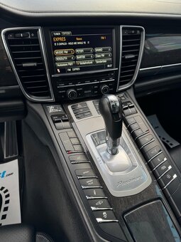 Porsche Panamera 4S AT7 400PS 4x4 SK ŠPZ - 9