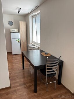 2 izbový byt - prenájom (centrum Spišská Nová Ves) - 9