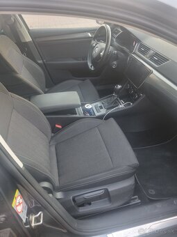 Škoda Superb 2021, 160 kW, automat, panoráma, Keyless Entry, - 9