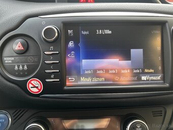 Toyota Yaris Hybrid 1.5 HSD CVT 5dv. - 9