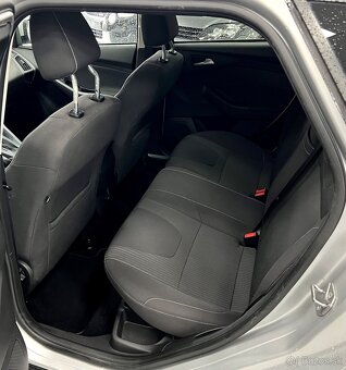 FORD FOCUS 2.0TDCi 120kW TITANIUM AUTOMAT - 9