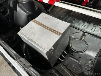 Volkswagen Golf závodné 1991 GTI raketa Rallye, cca 200 koní - 9