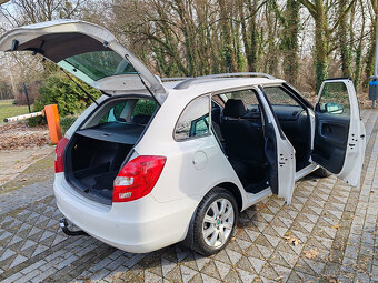Predám Skoda fabia combi 1.2TSI Ambiente facelift r.v 2012 - 9