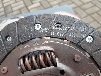 Motor AWY 1.2HTP 40kW 6-ventil - 9