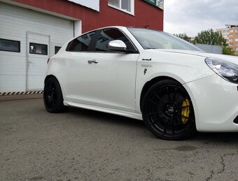 OZ ultraleggera HLT MB 5x110 r19 pasuje aj na 5x112, 5x108 - 9