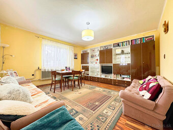 Na predaj rodinný dom – Príbovce, 1034 m², pôvodný stav - 9